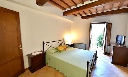 Gaiole Suites Апартаменты *